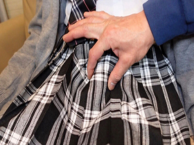 放課後はオトコノ娘   おじさんキラーの制服女装子が生アナルハメまくり!!　サンプル画像04